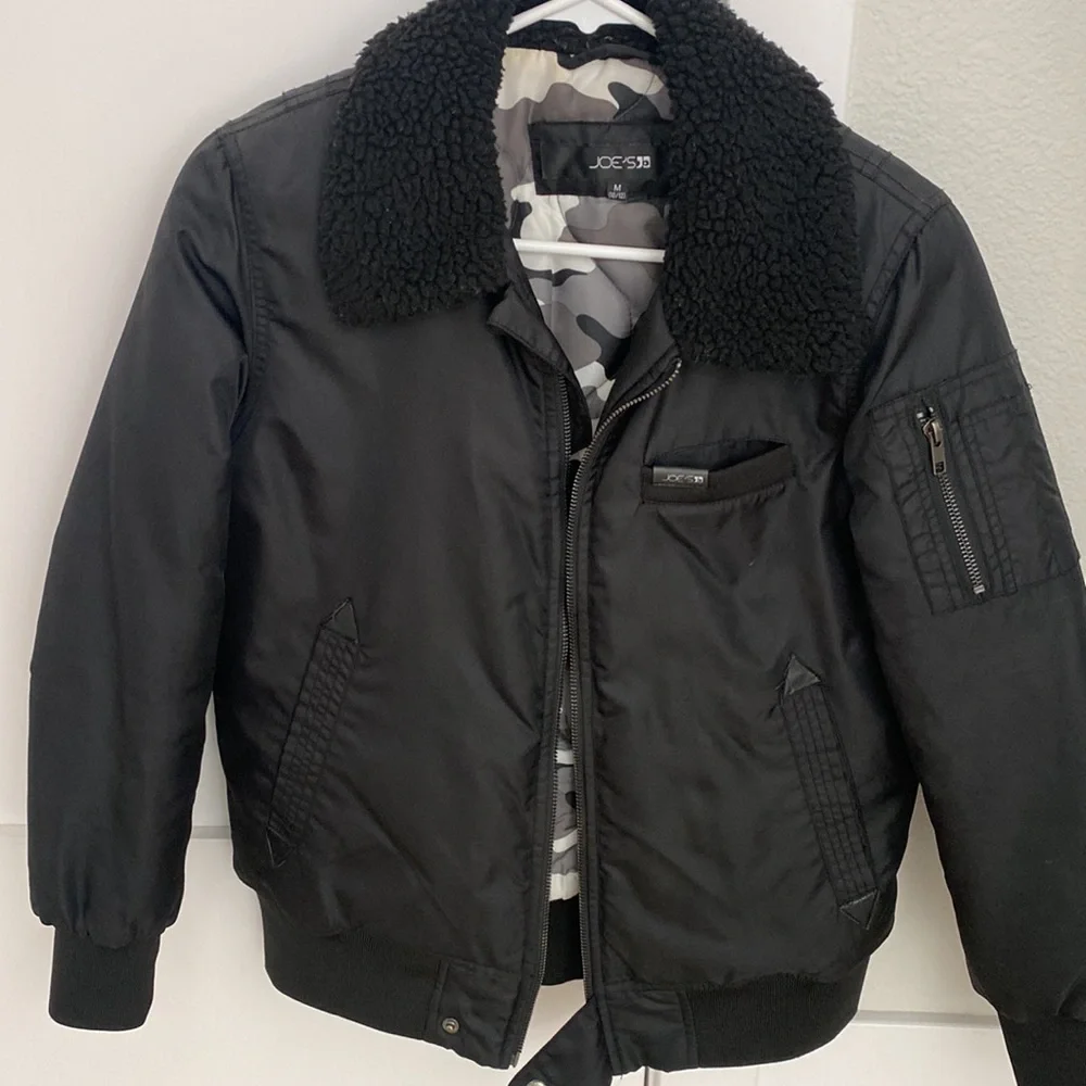 Jacket - Picture 2 of 7